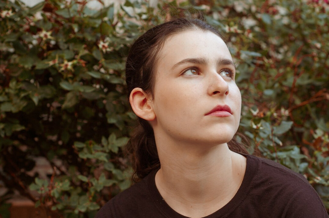 Young woman with brown hair portrait